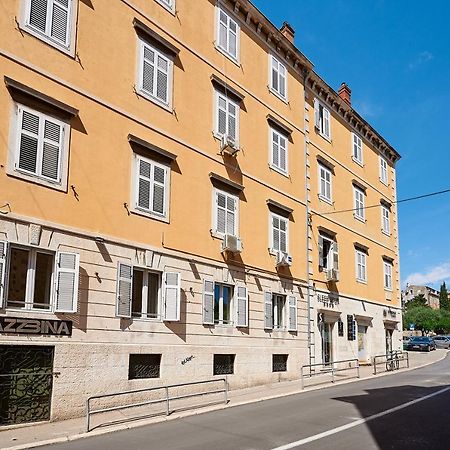Stara Olea Bed & Breakfast Split Bagian luar foto