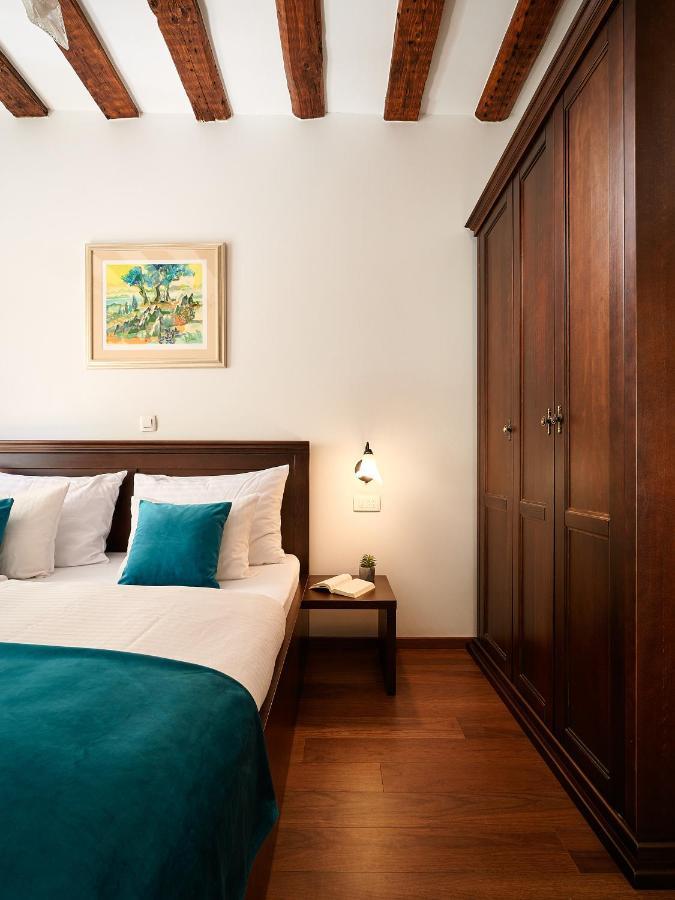 Stara Olea Bed & Breakfast Split Bagian luar foto
