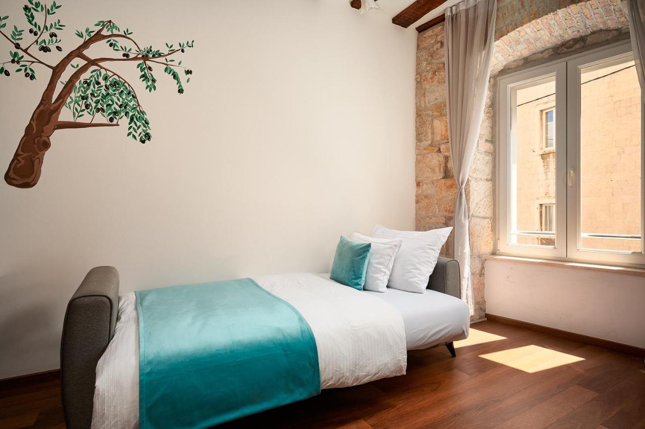Stara Olea Bed & Breakfast Split Bagian luar foto