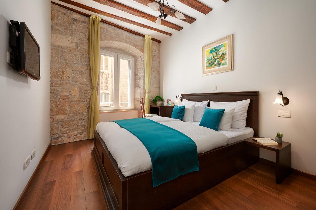 Stara Olea Bed & Breakfast Split Bagian luar foto