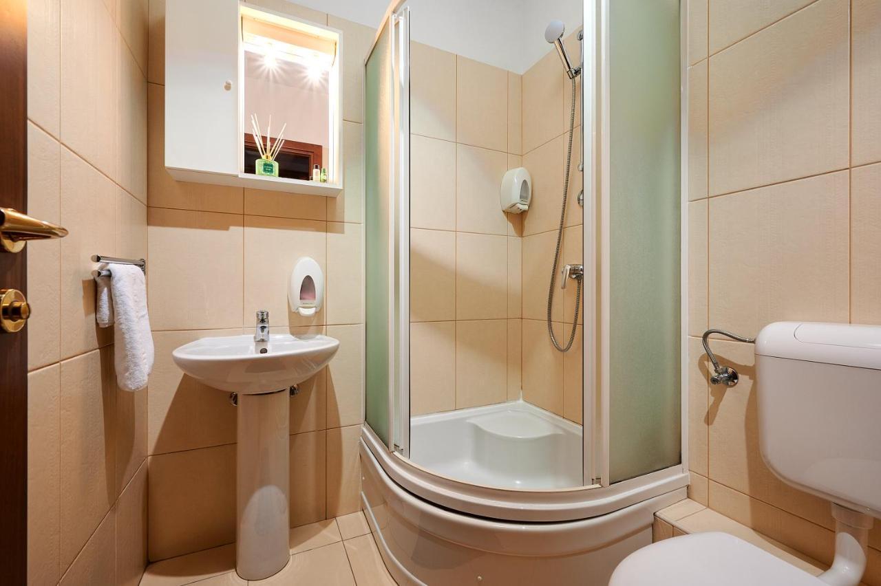Stara Olea Bed & Breakfast Split Bagian luar foto